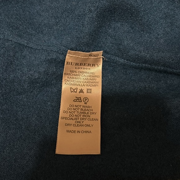 Burberry - Picture 9 of 12